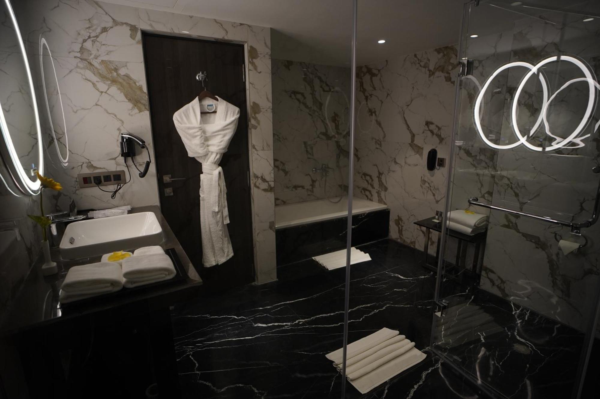 Hotel Soot Kolkata Ngoại thất bức ảnh