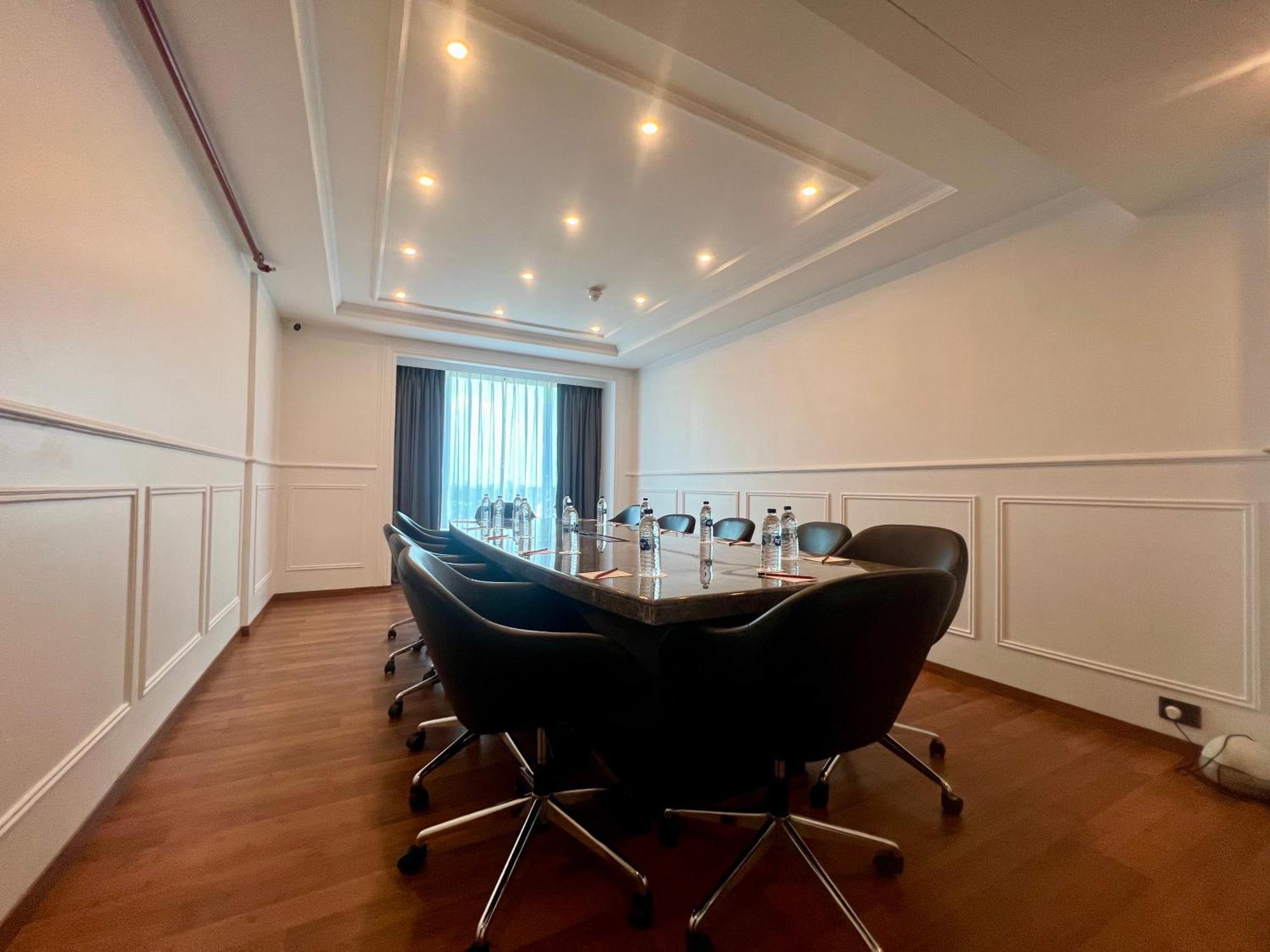 Hotel Soot Kolkata Ngoại thất bức ảnh